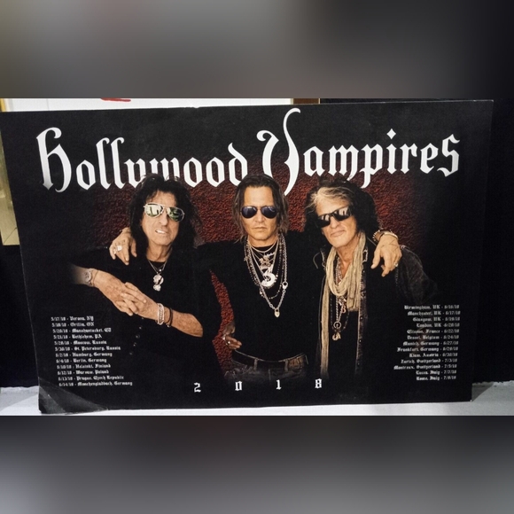 Hollywood Vampires 2018 Tour Dates Poster Johnny Depp Alice Cooper Joe Perry - Picture 1 of 6